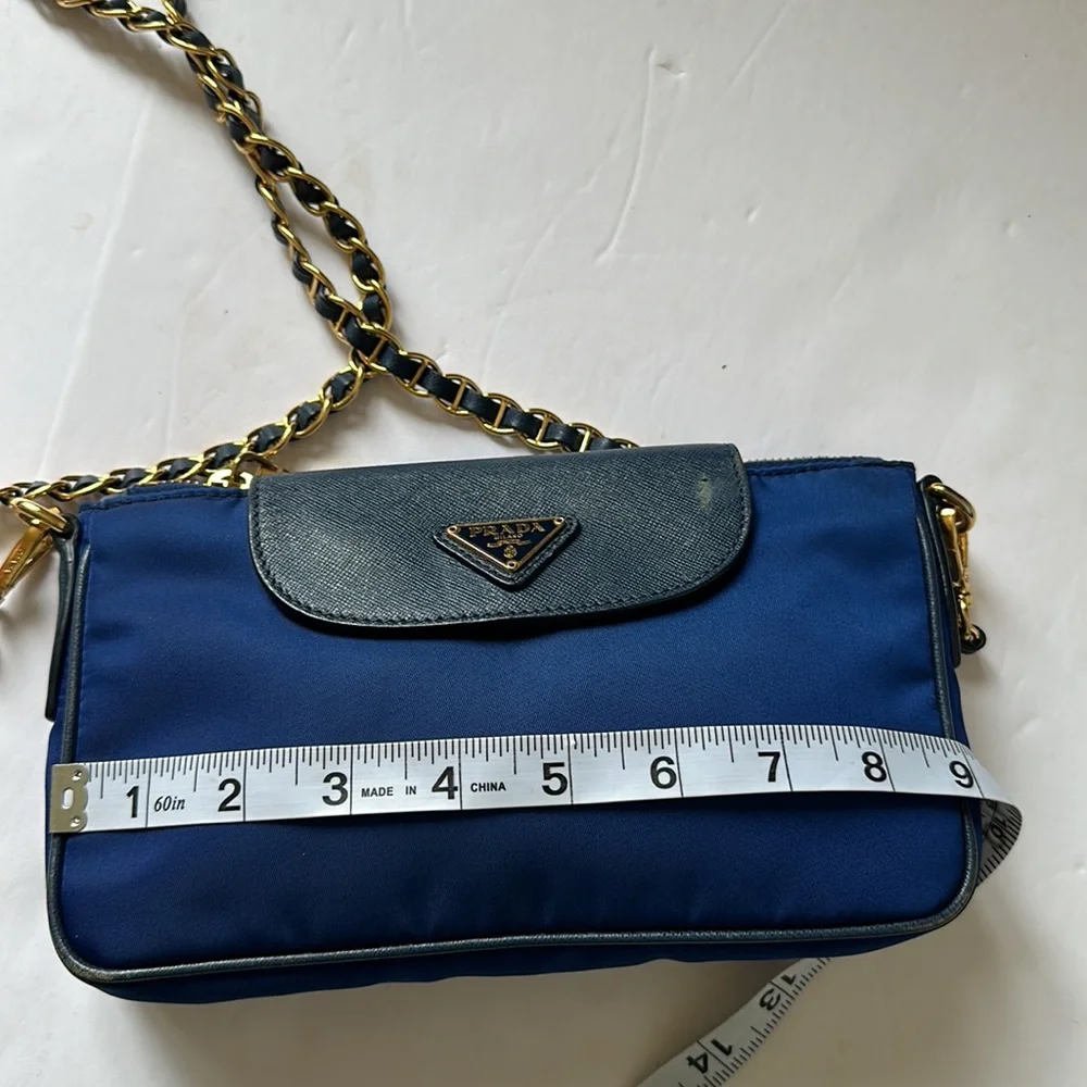Prada bag - Picture 10 of 16